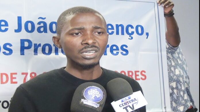 sindicato de professores não aprovados