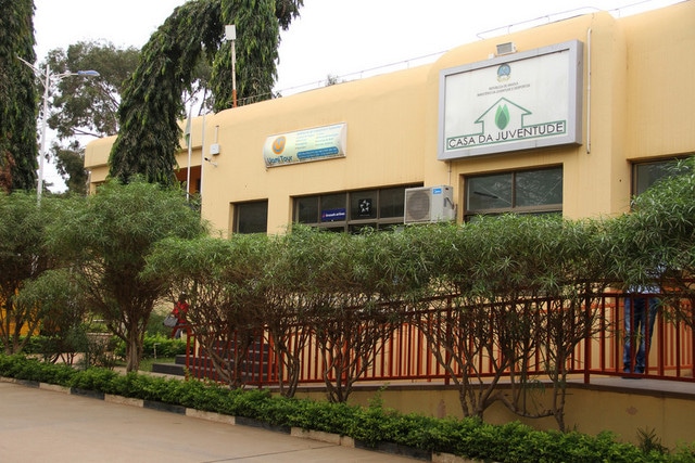 Casa-da-Juventude-Viana